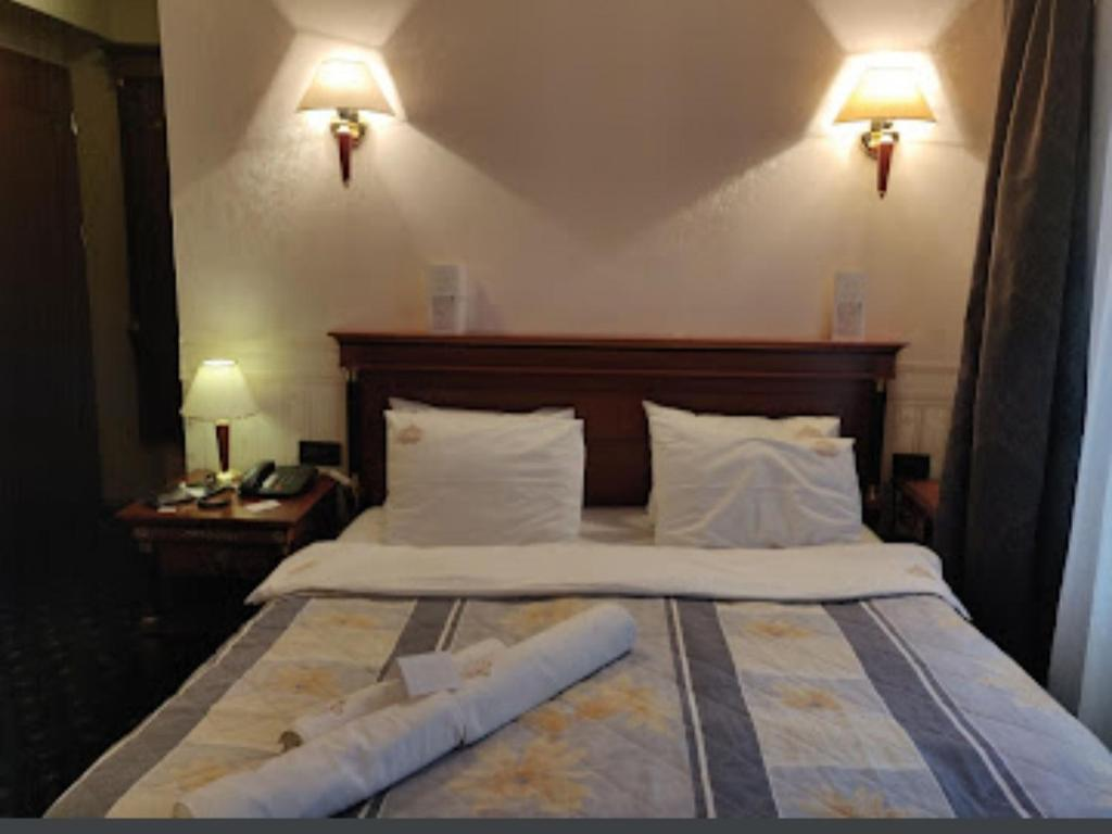 Jour 4 :	Oasis de Bahariya – Désert Blanc