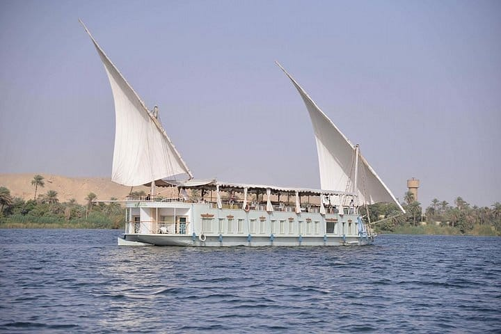 Jour 8:	Kom Ombo - Edfou - Louxor